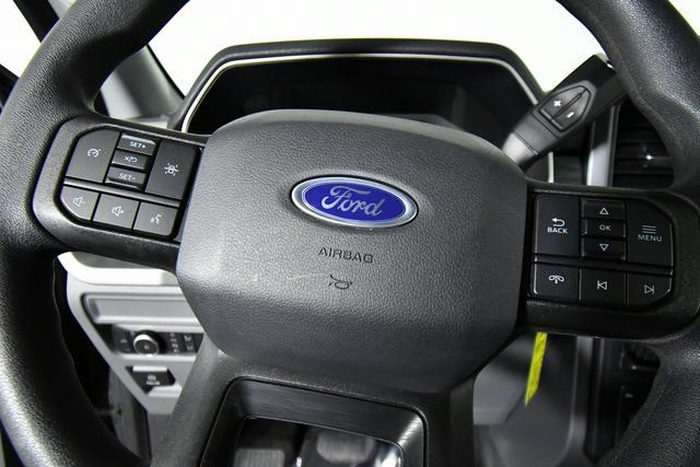 Used 2021 Ford F150 XLT AWD/4WD image 2