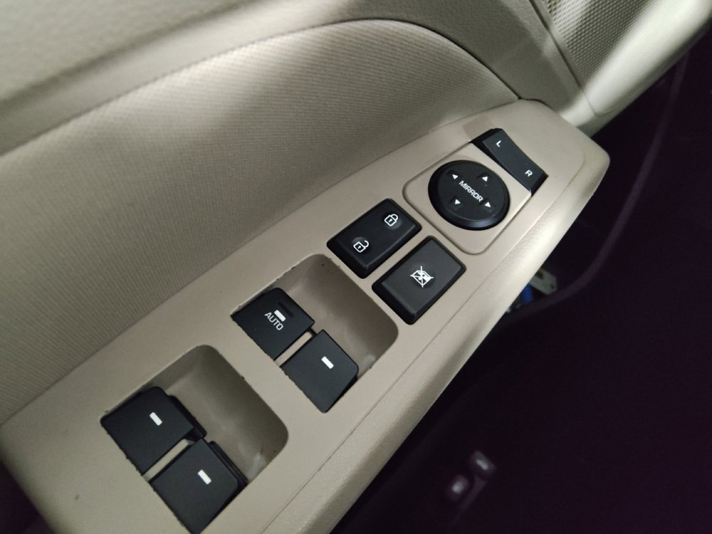 Used 2017 Hyundai Elantra Value Edition image 27