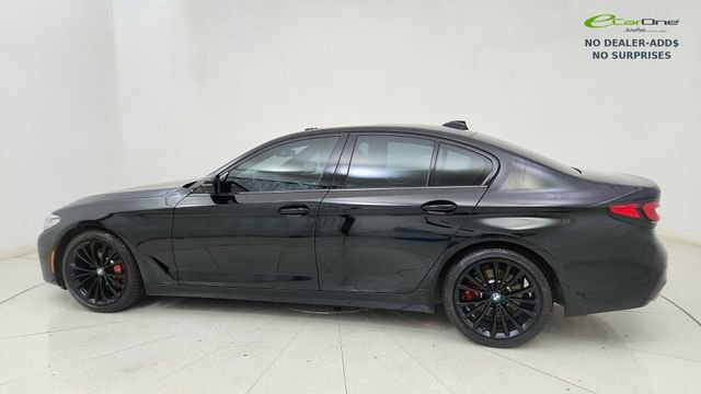 Used 2021 BMW 530i w/ Premium Package RWD image 4