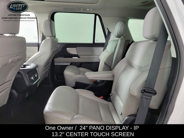 Used 2025 Ford Expedition Active image 15