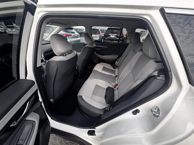 Used 2024 Subaru Outback Premium image 7