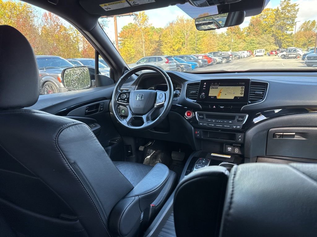 Used 2023 Honda Passport Elite image 16