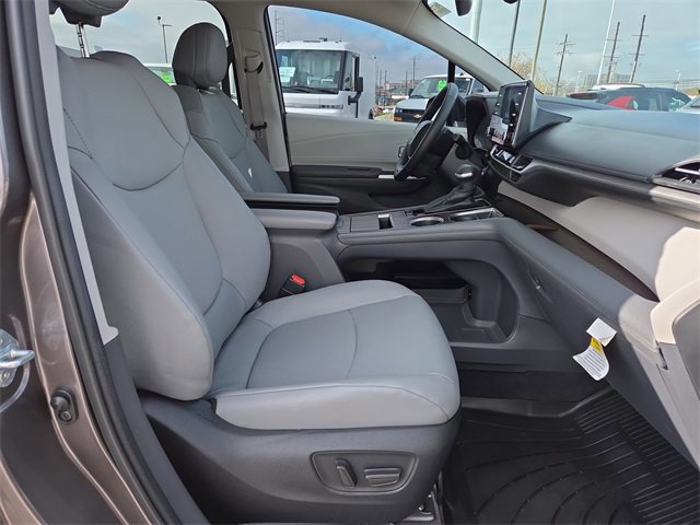 Used 2024 Toyota Sienna XLE image 15