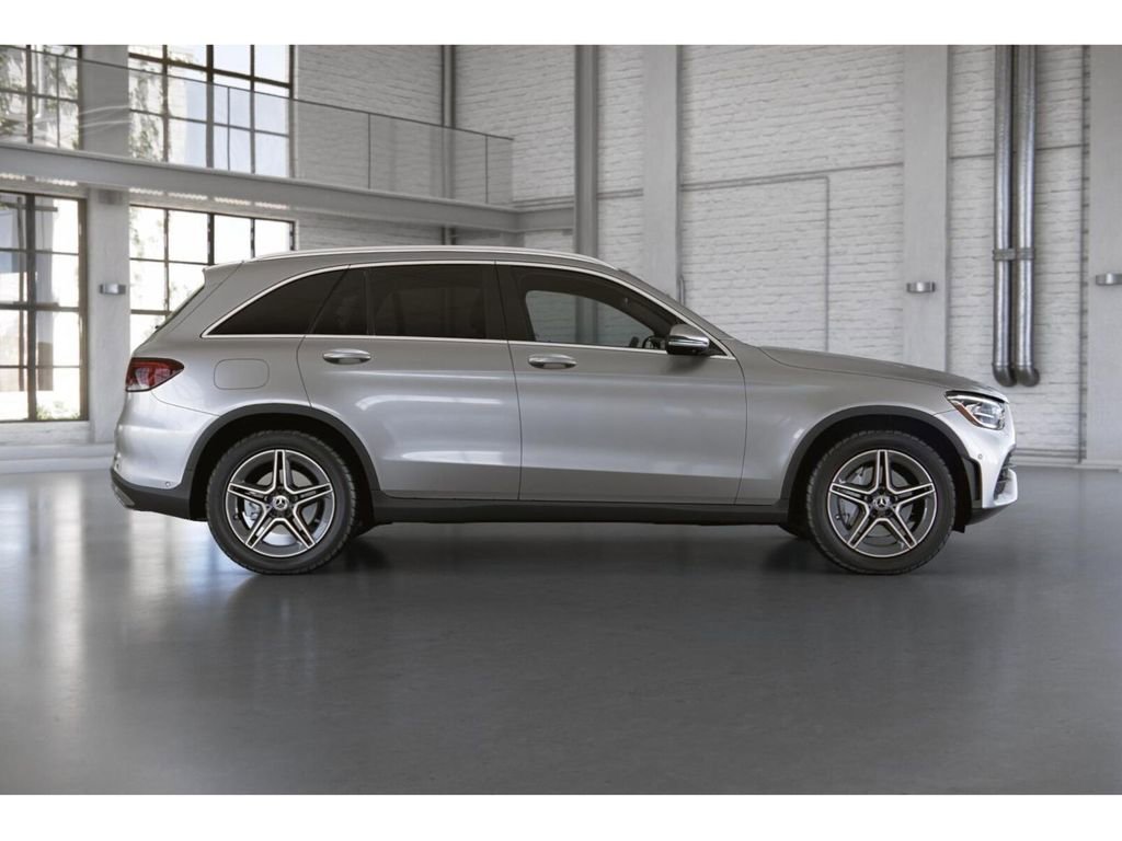 Used 2021 Mercedes-Benz GLC 300 4MATIC image 17