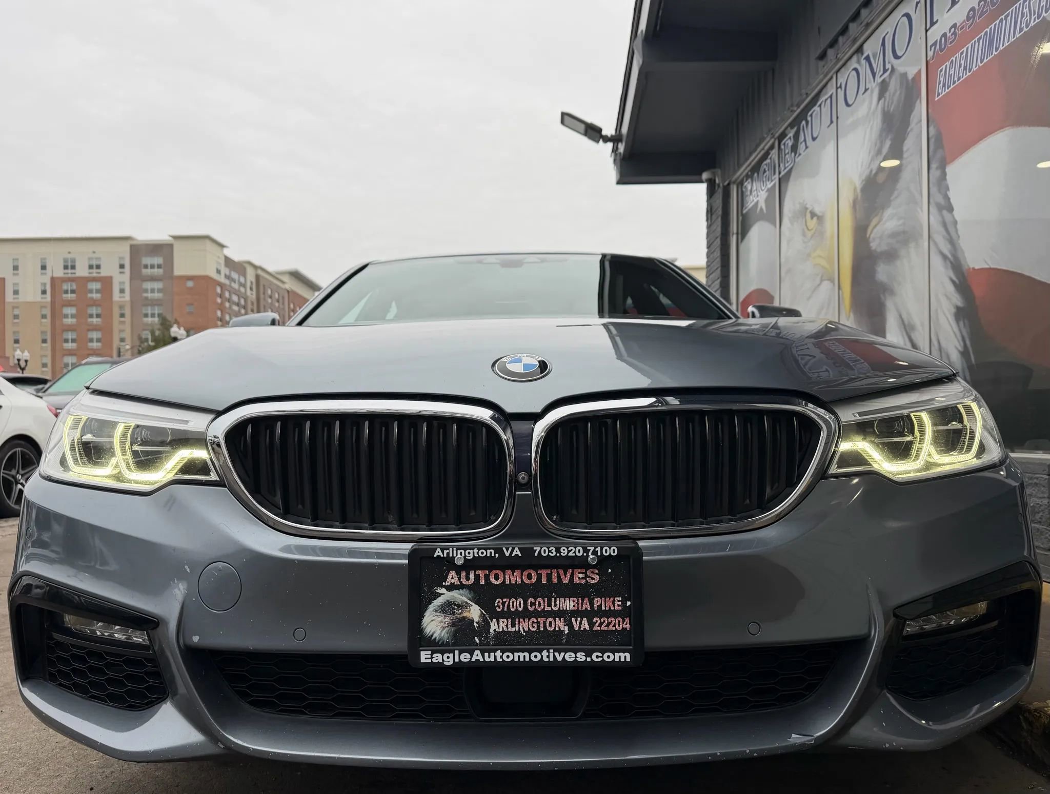 Used 2017 BMW 540i xDrive image 8