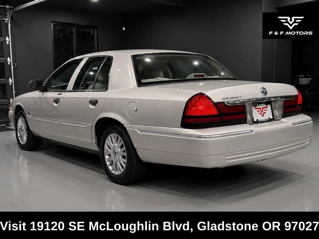 Used 2005 Mercury Grand Marquis LS RWD image 4