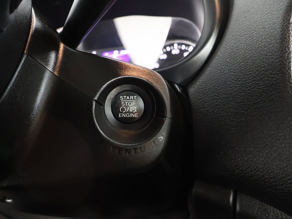 Used 2018 Jeep Renegade Latitude image 37