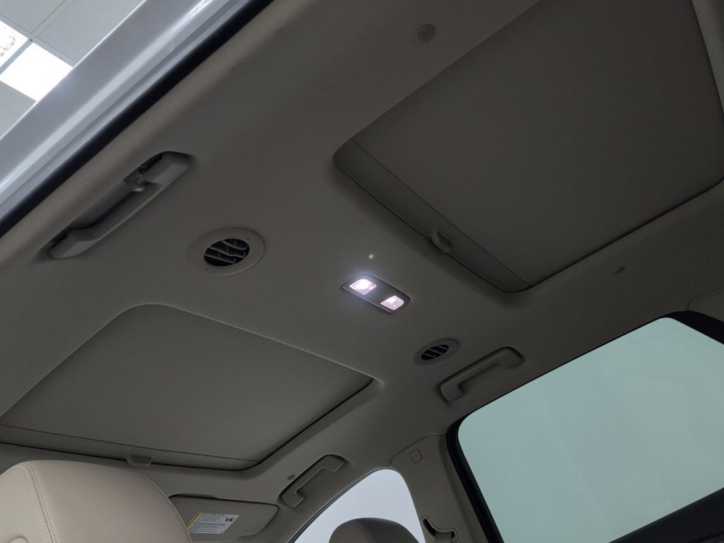 Used 2019 Buick Enclave Essence FWD image 29