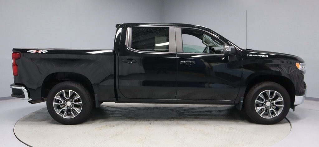 Used 2024 Chevrolet Silverado 1500 LT image 12