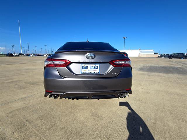 Used 2020 Toyota Camry XSE FWD image 7