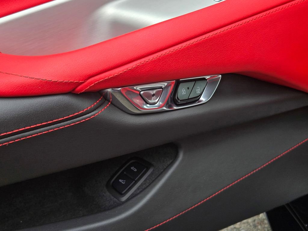 Used 2023 Chevrolet Corvette Stingray Preferred Cpe w/ Z51 Performance Package RWD image 17