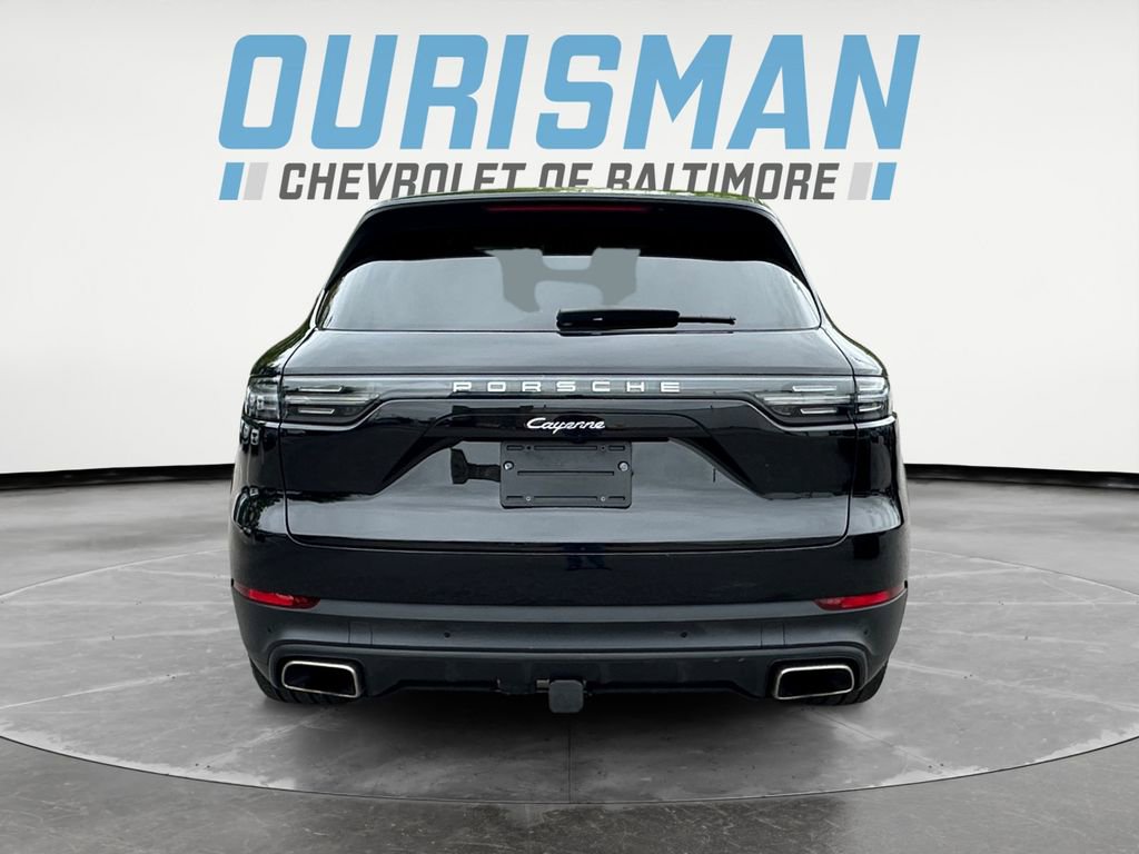 Used 2023 Porsche Cayenne AWD/4WD image 5