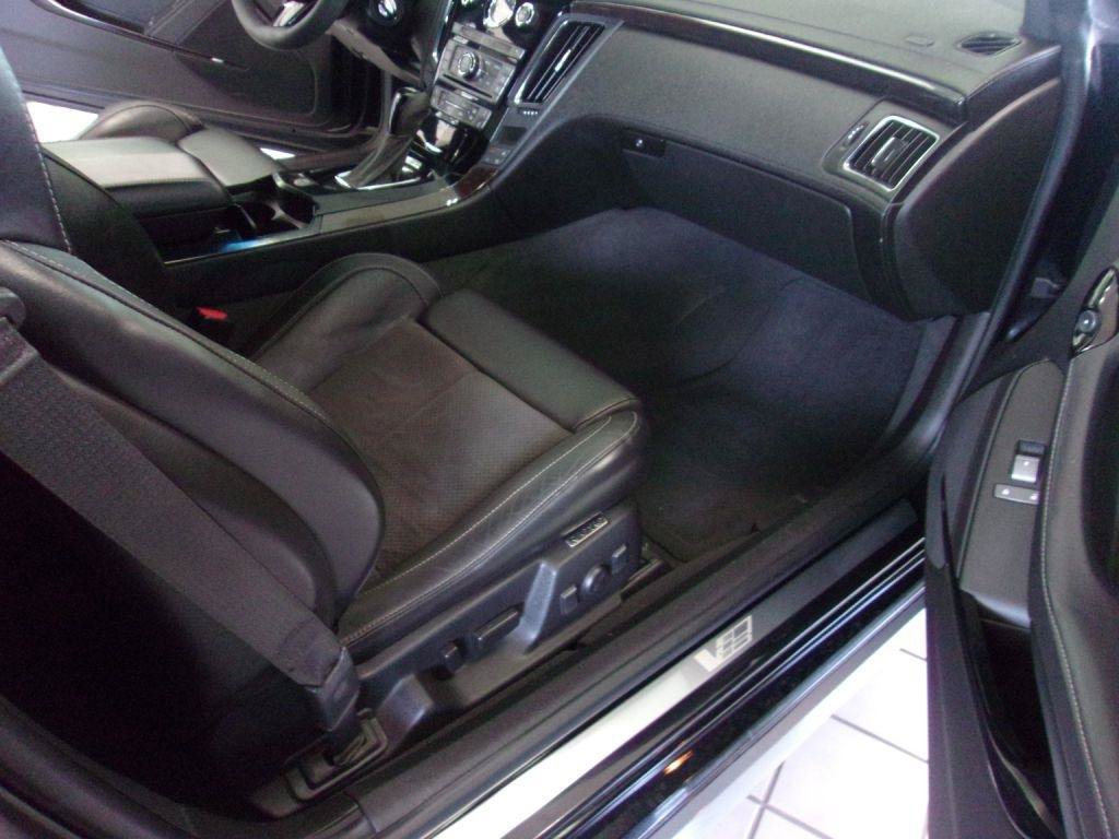 Used 2013 Cadillac CTS V w/ Wood Trim Package RWD image 22