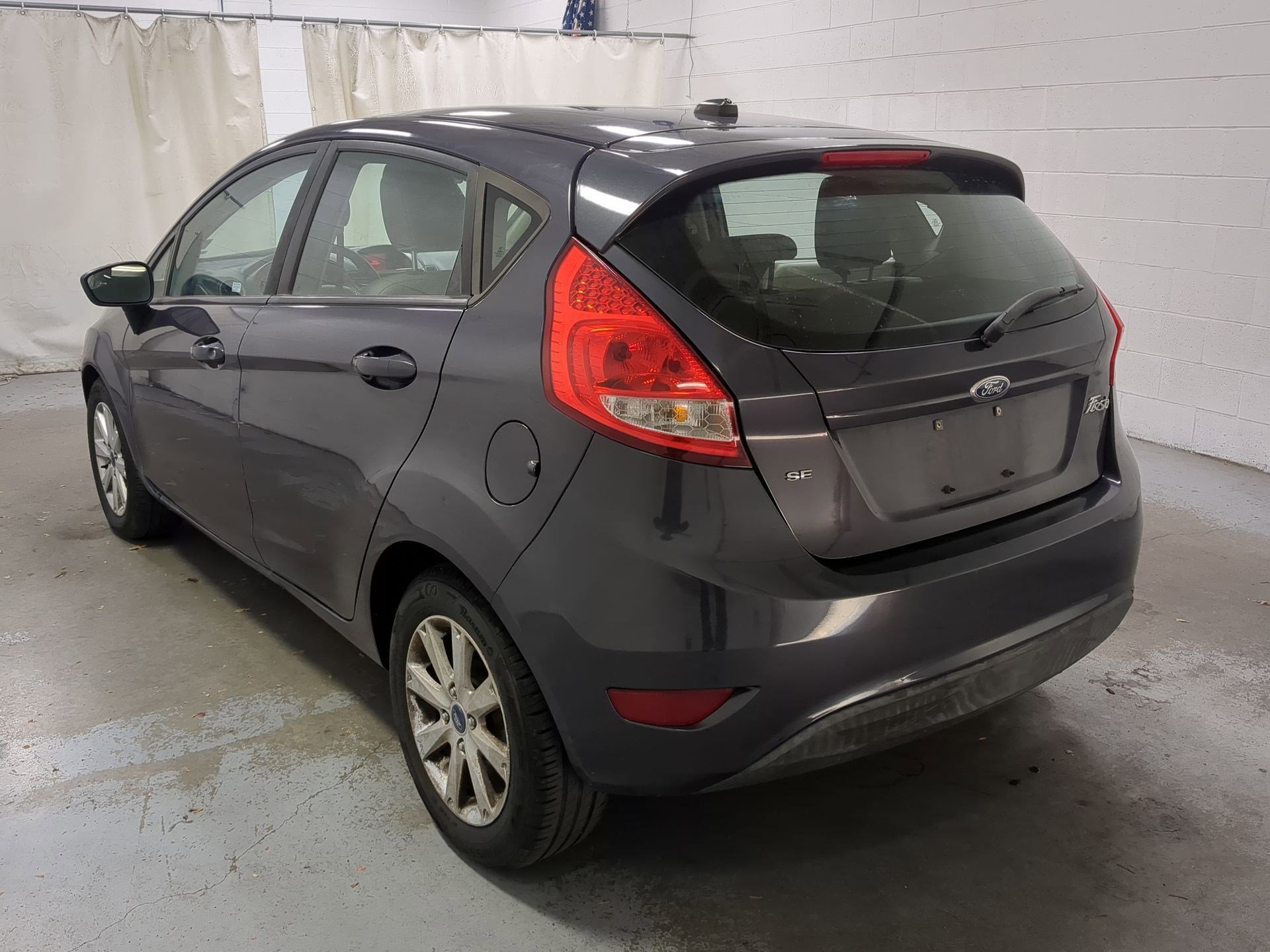 Used 2012 Ford Fiesta SE image 8