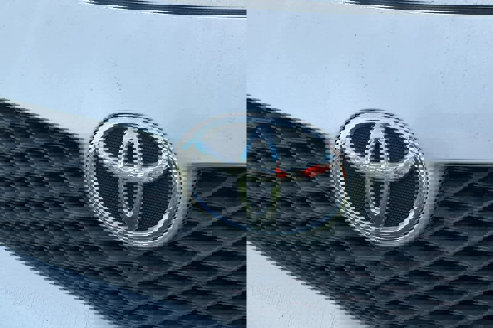 Used 2010 Toyota Corolla LE image 10