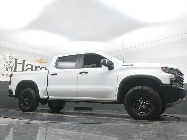 Used 2024 Chevrolet Silverado 1500 ZR2 w/ Technology Package image 2