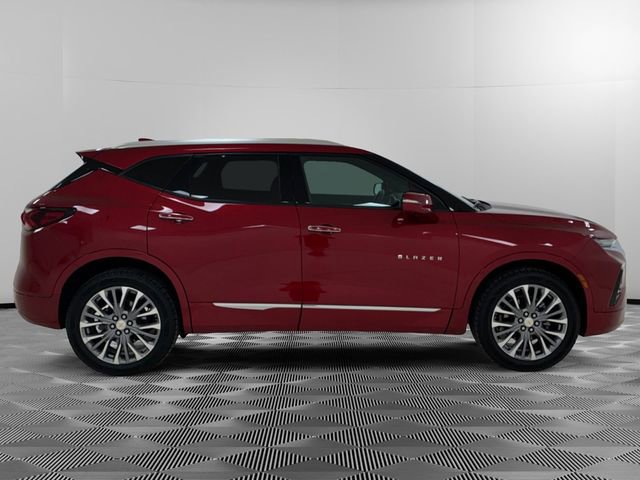 Certified 2021 Chevrolet Blazer Premier w/ Driver Confidence II Package AWD/4WD image 6