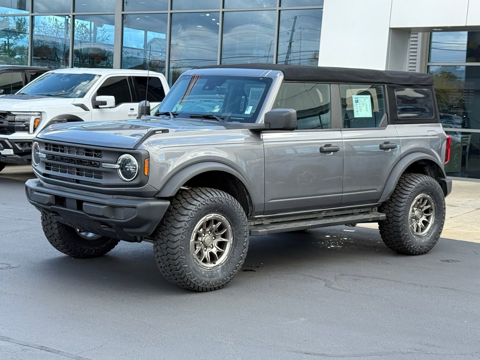 Used 2022 Ford Bronco 4-Door image 7