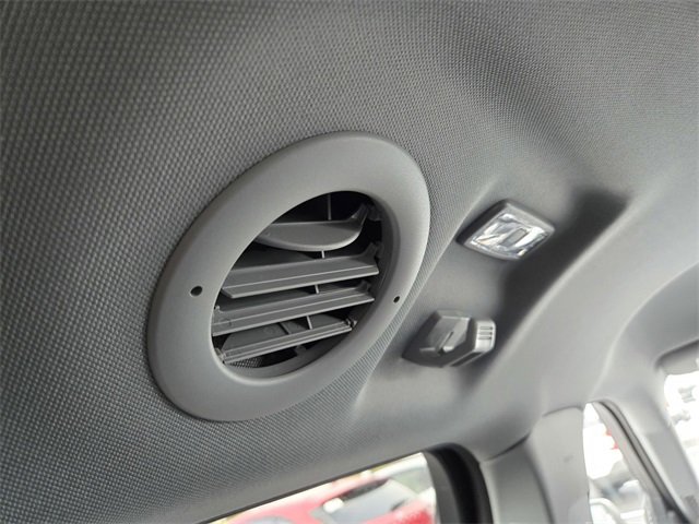 Used 2024 Ford Explorer XLT w/ Equipment Group 202A image 29