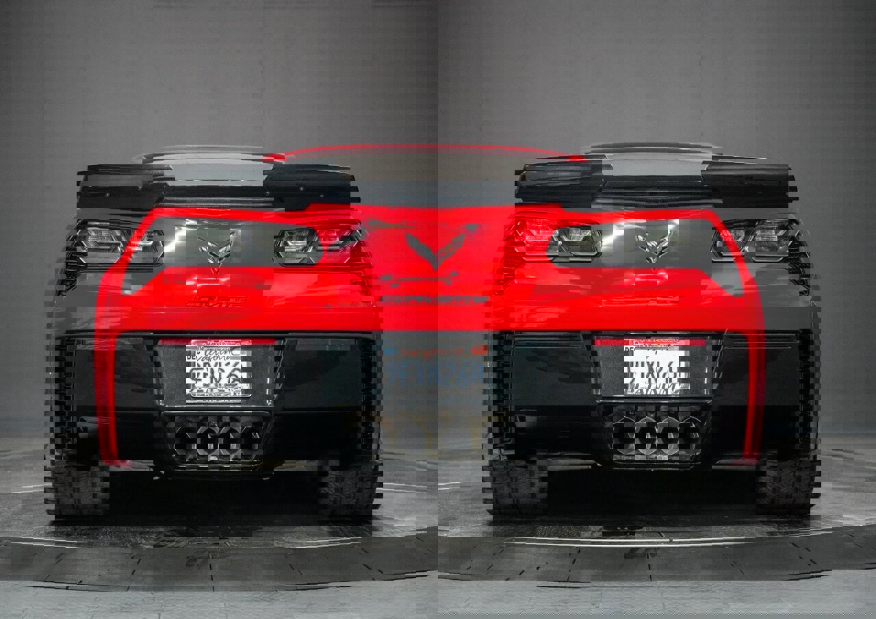 Used 2017 Chevrolet Corvette Z06 image 10