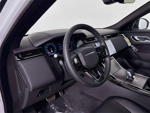 New 2026 Land Rover Range Rover Velar Dynamic SE image 9