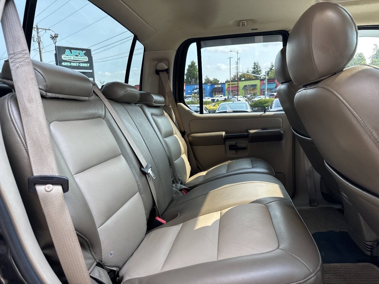 Used 2005 Ford Explorer Sport Trac Adrenalin AWD/4WD image 19