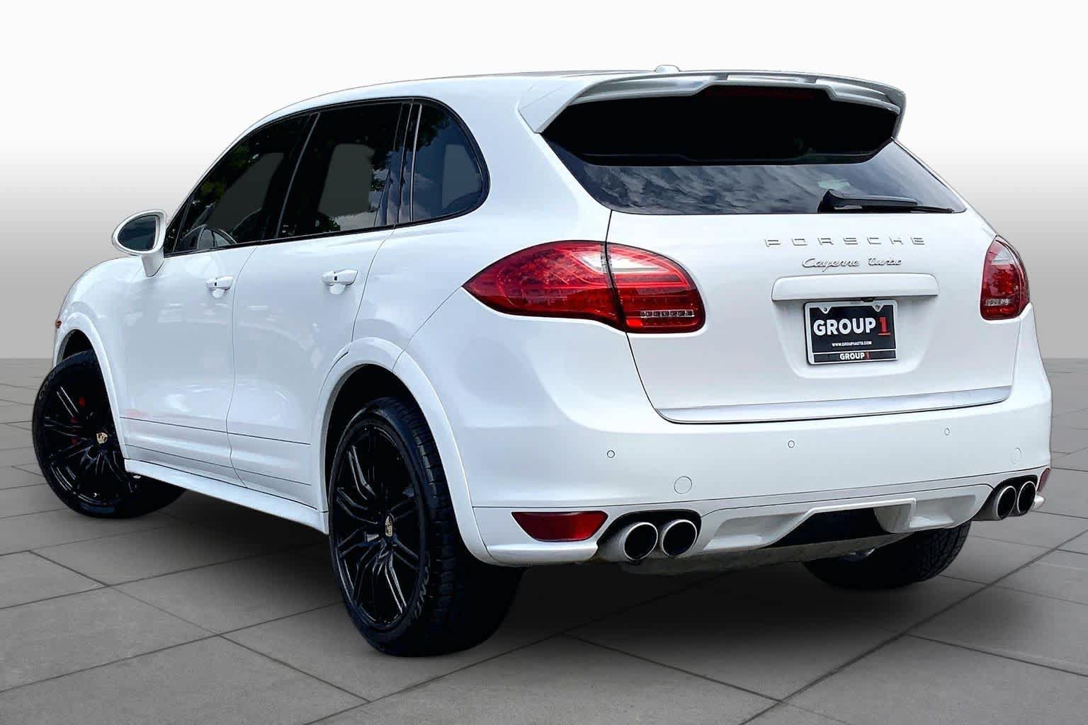 Used 2013 Porsche Cayenne Turbo AWD/4WD image 11