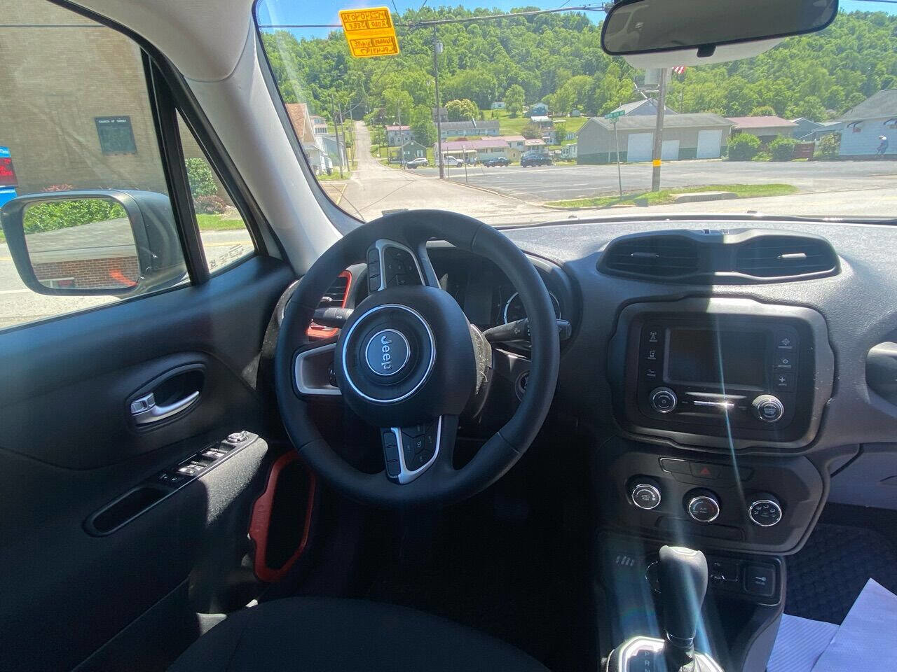Used 2020 Jeep Renegade Sport image 10