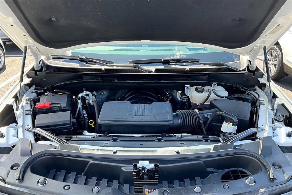 Certified 2025 Cadillac Escalade ESV Premium Luxury AWD/4WD image 31