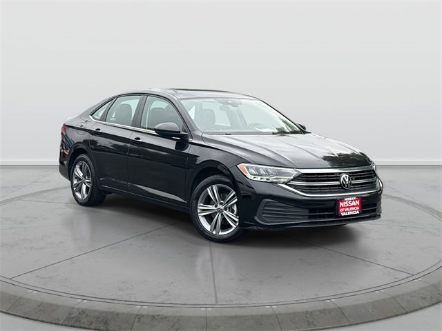 Used 2024 Volkswagen Jetta SE image 1