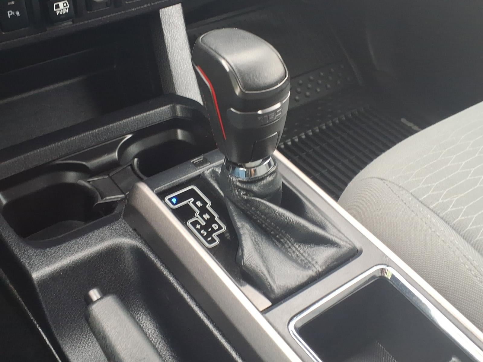 Used 2018 Toyota Tacoma SR5 RWD image 28