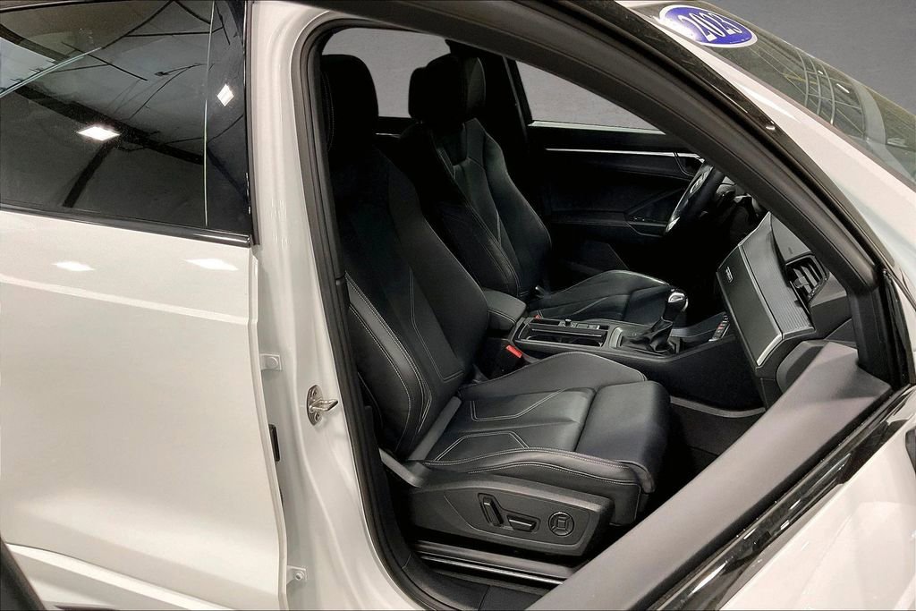Used 2023 Audi Q3 2.0T Premium AWD/4WD image 29