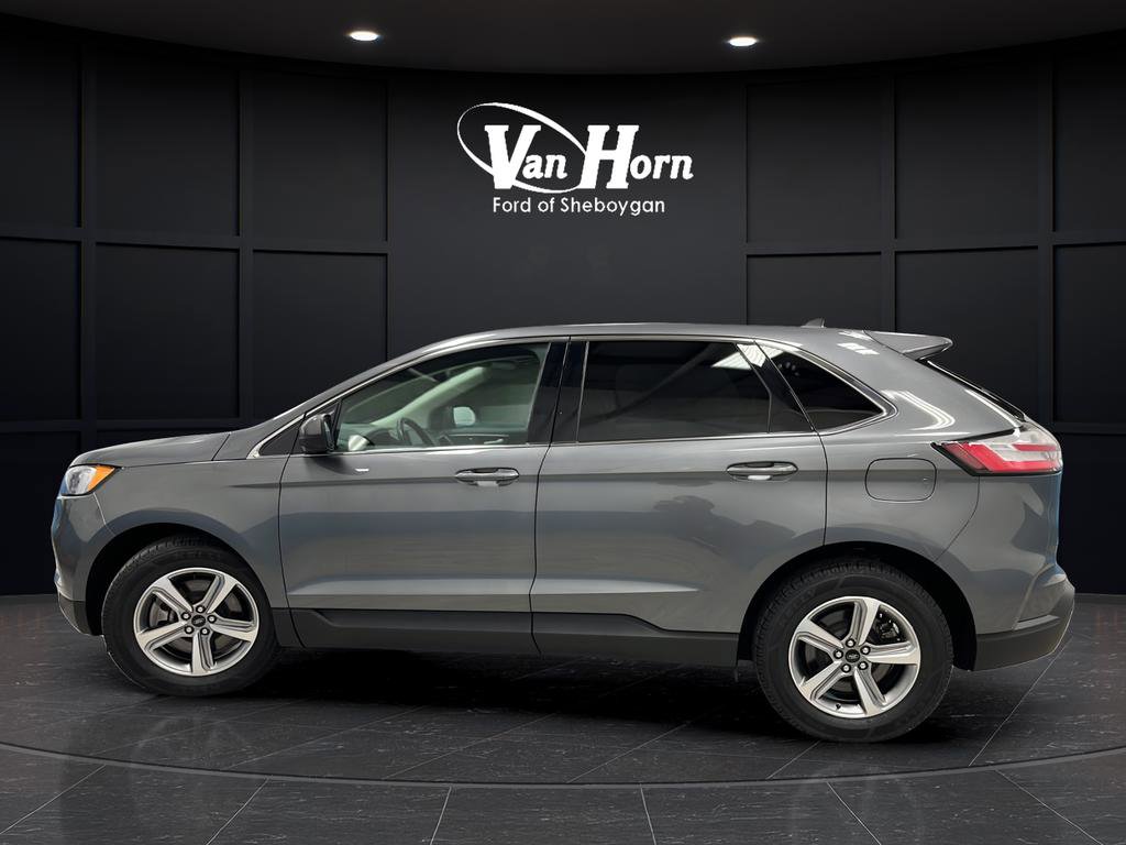 Used 2024 Ford Edge SEL w/ Convenience Package AWD/4WD image 4