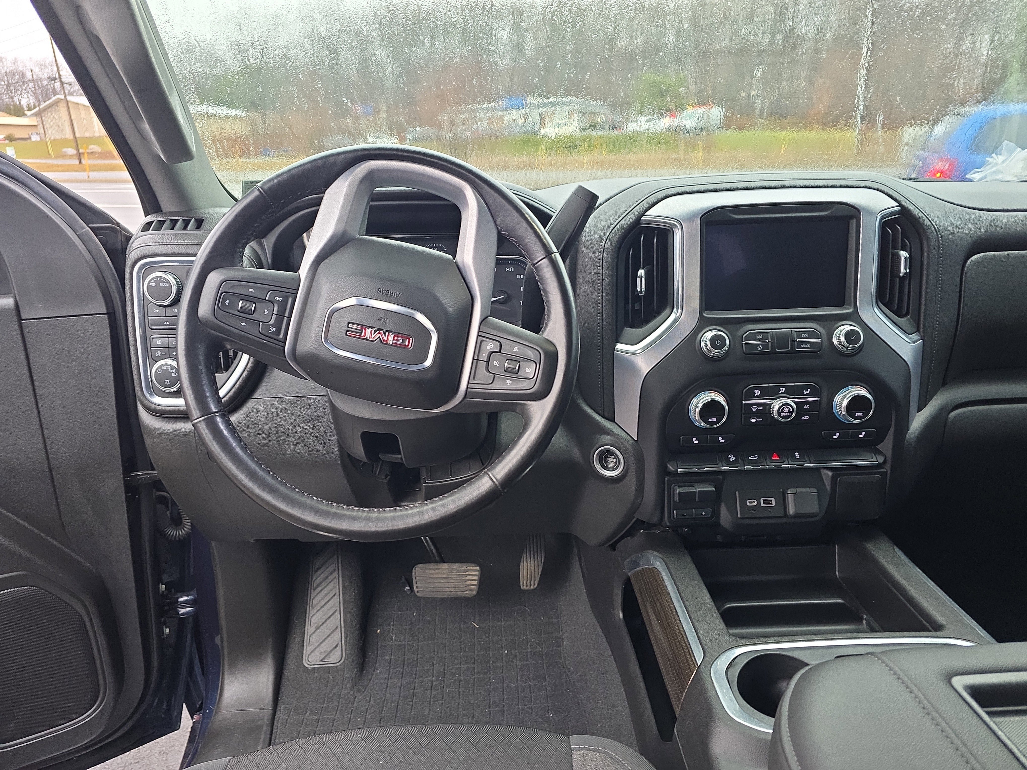 Used 2022 GMC Sierra 2500 SLE w/ SLE Value Package; image 15