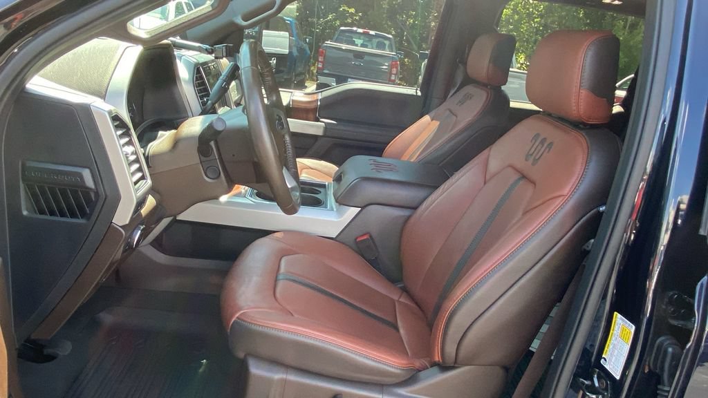Used 2021 Ford F250 King Ranch w/ King Ranch Ultimate Package AWD/4WD image 16