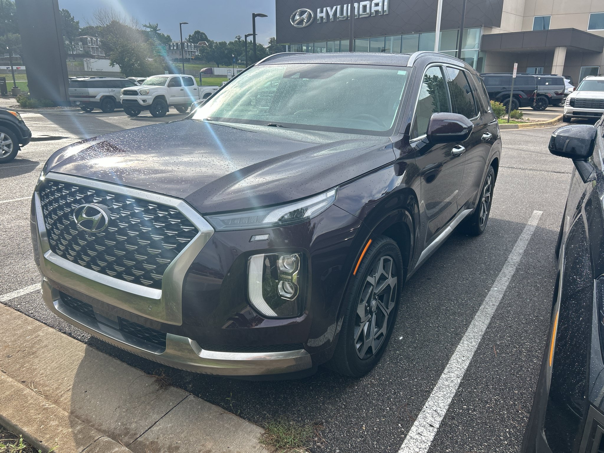 Used 2022 Hyundai Palisade Calligraphy w/ Cargo Package FWD image 1