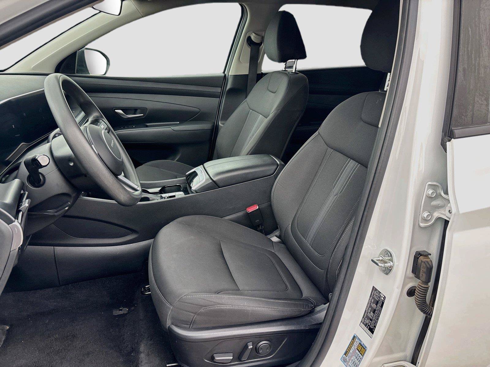 Certified 2025 Hyundai Tucson SEL AWD/4WD image 5