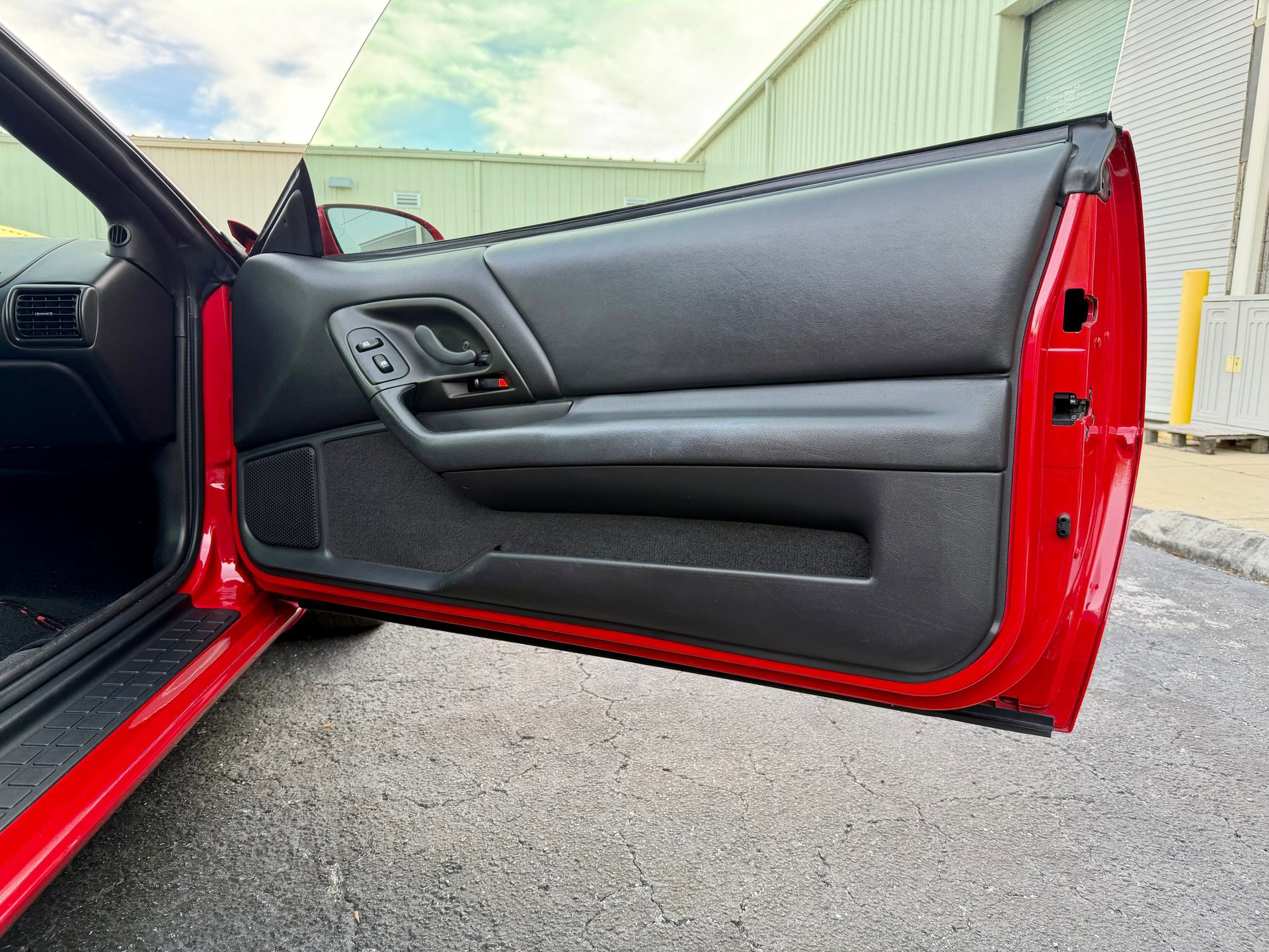 Used 2000 Chevrolet Camaro Z28 w/ SS Performance/Appearance Pkg image 44