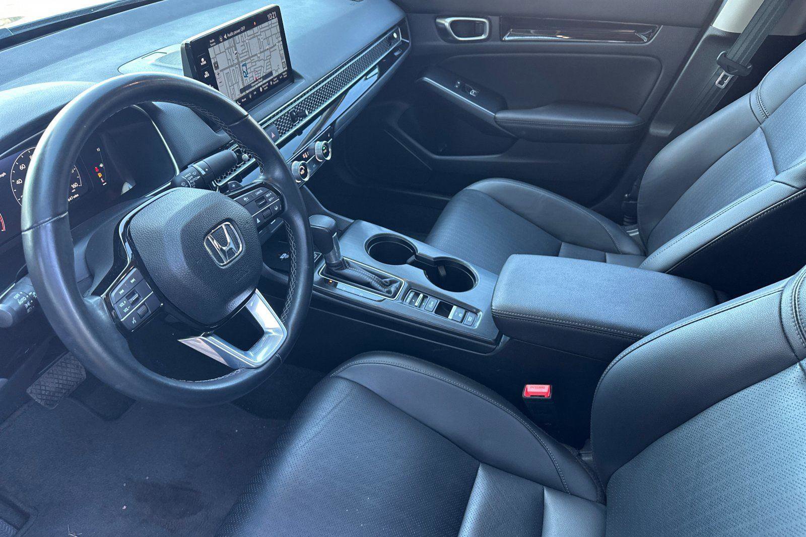 Used 2024 Honda Civic Touring image 9