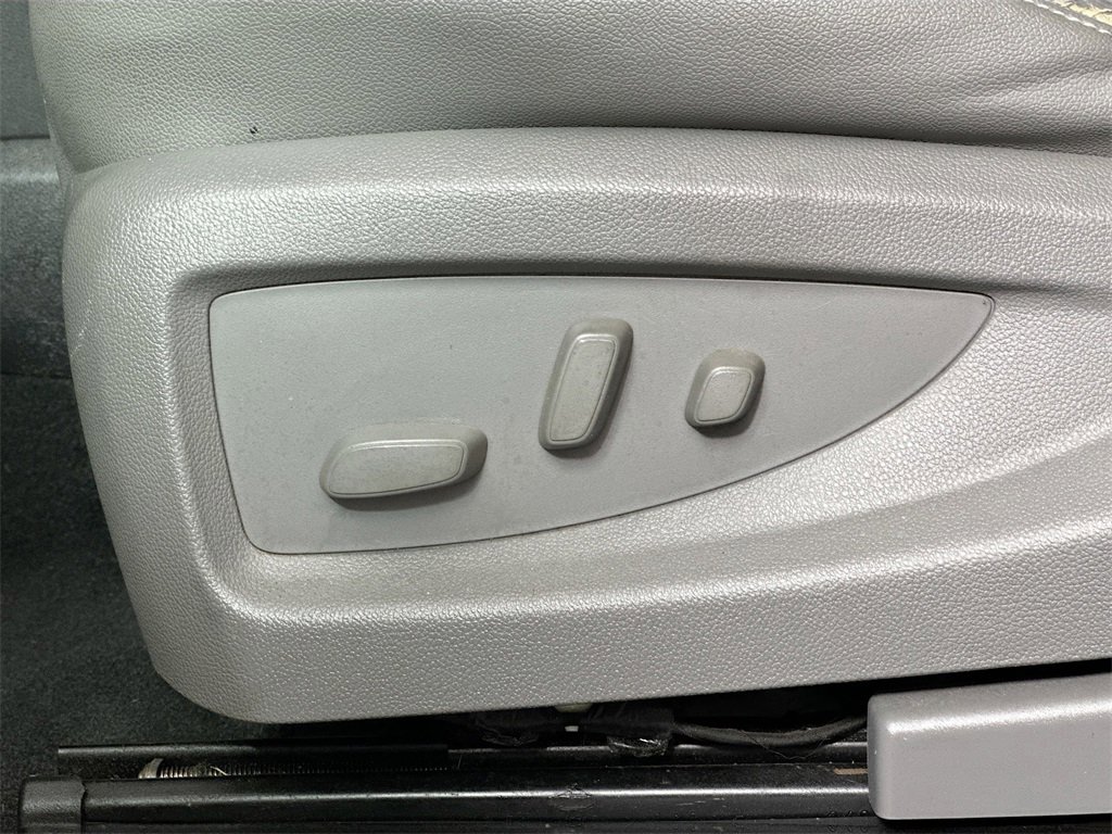 Used 2019 Chevrolet Tahoe LT w/ LT Signature Package image 23