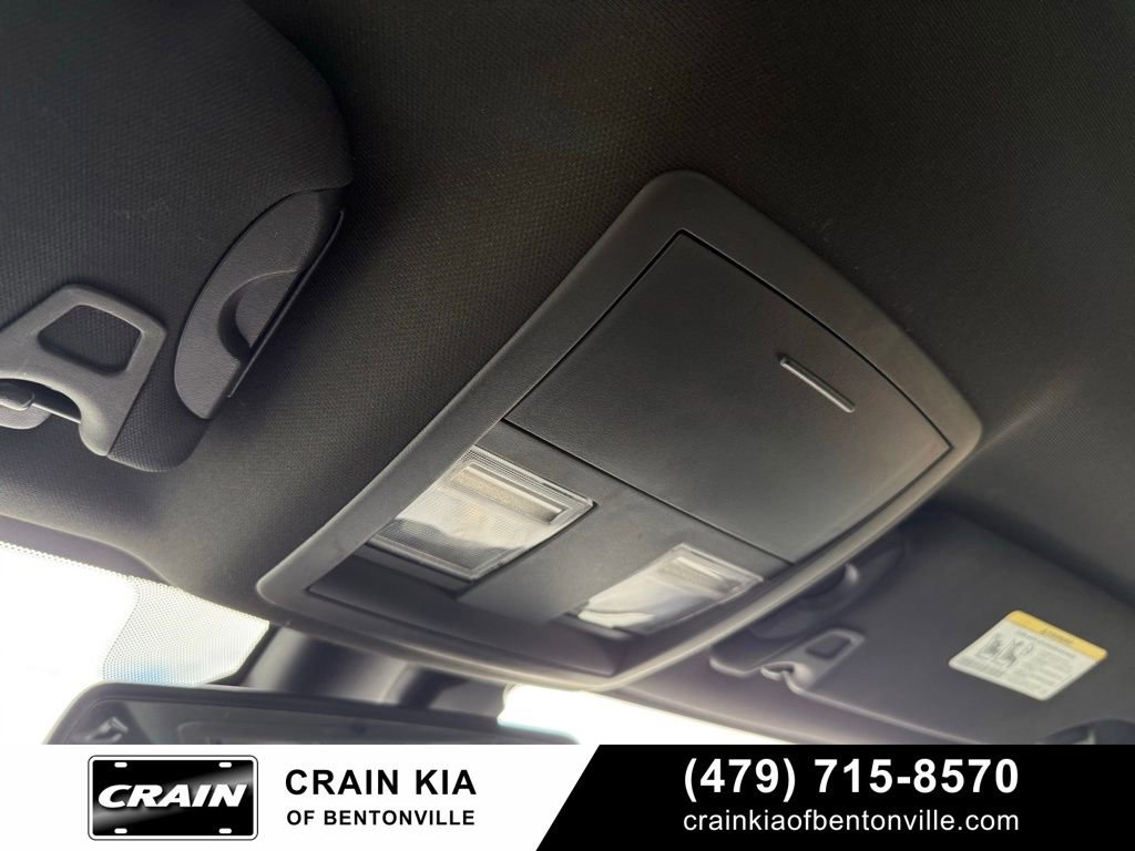 Used 2018 Dodge Challenger R/T w/ Performance Handling Group RWD image 19