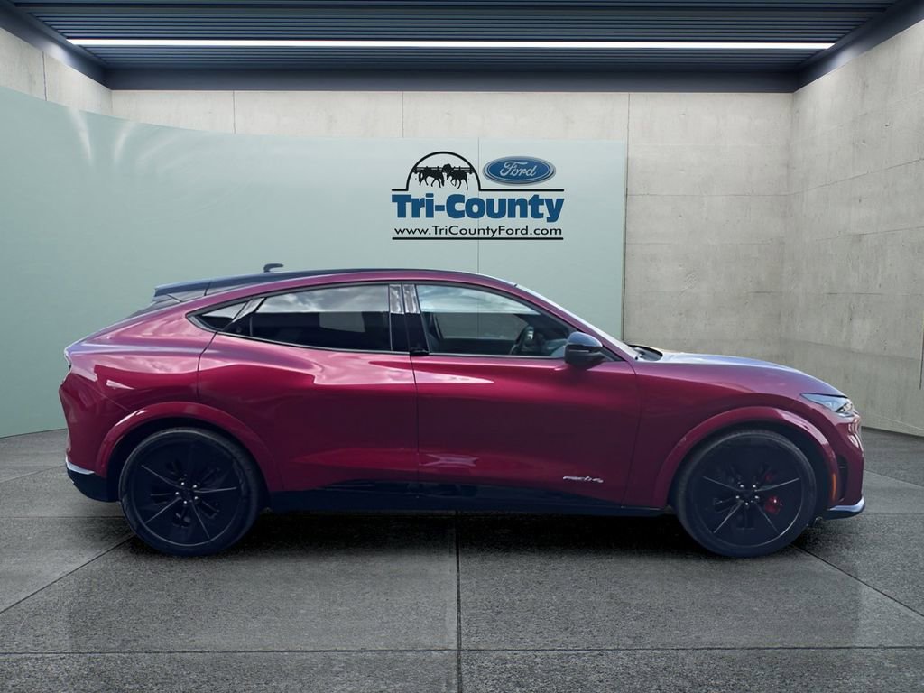 Used 2025 Ford Mustang Mach-E GT image 8