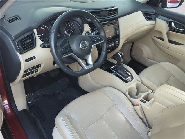 Used 2019 Nissan Rogue SL w/ Premium Package image 10