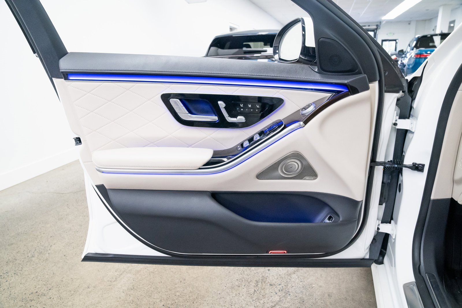 Used 2023 Mercedes-Benz S 580 4MATIC Sedan image 17