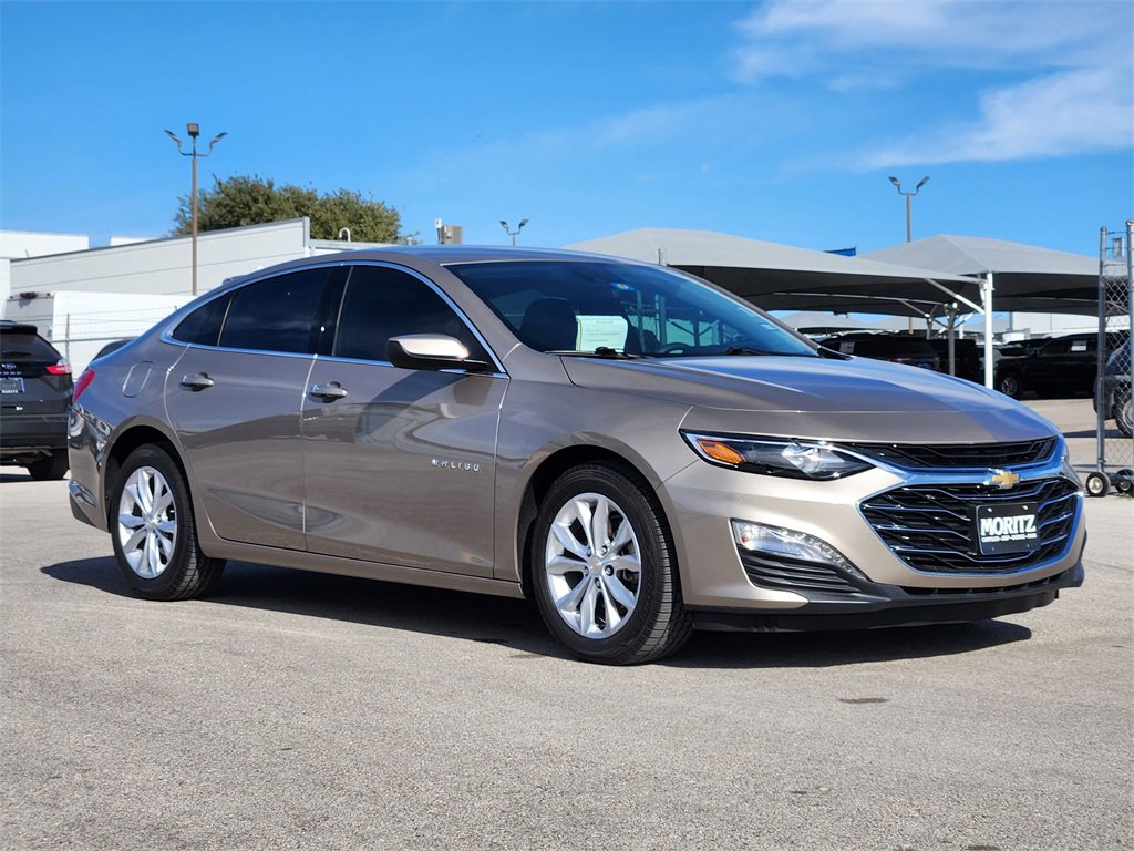 Used 2023 Chevrolet Malibu LT image 2
