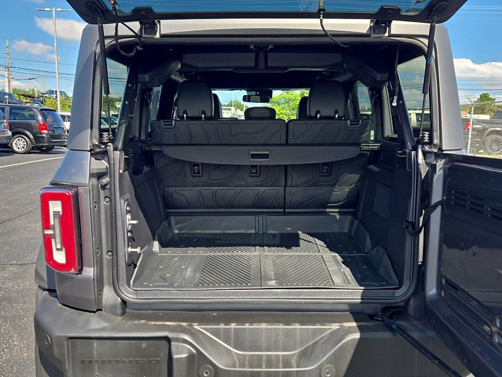 Certified 2023 Ford Bronco Wildtrak AWD/4WD image 23