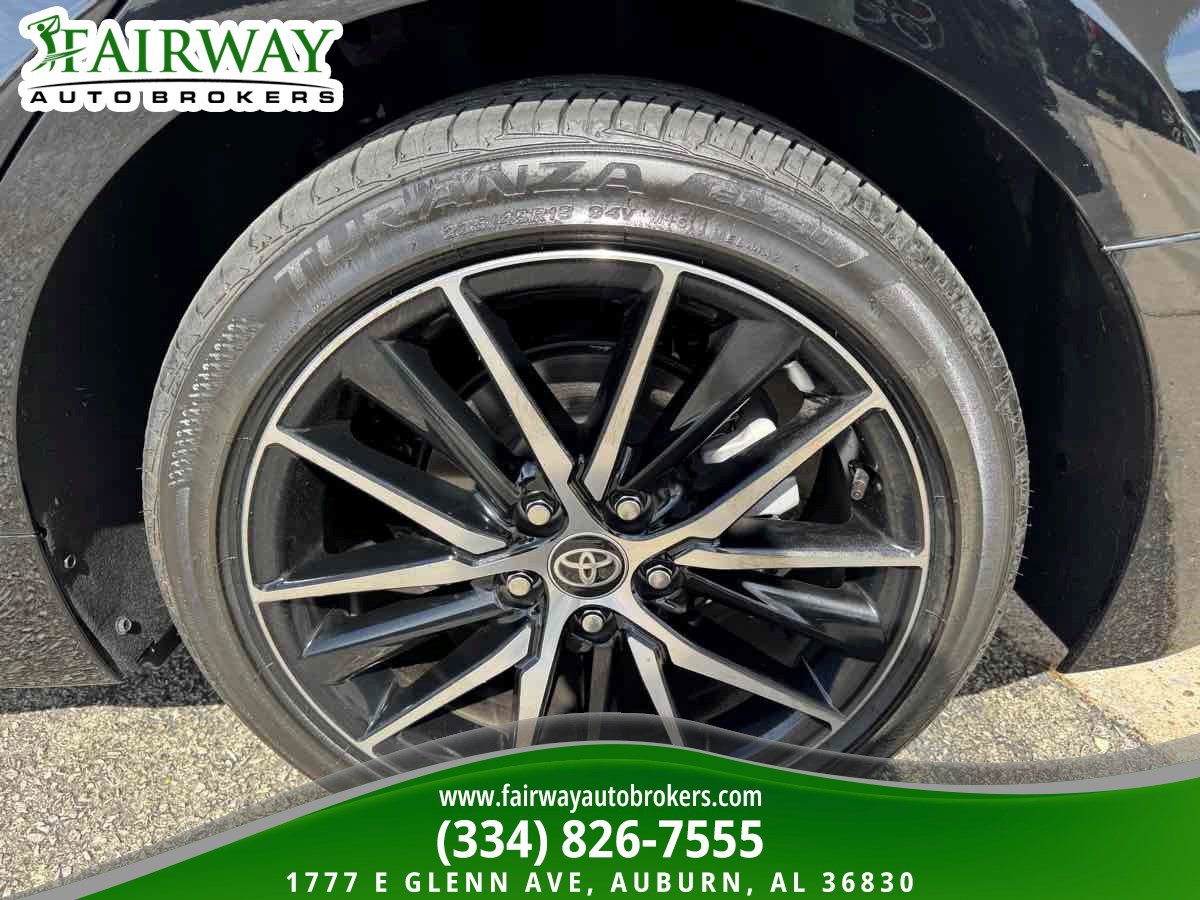 Used 2024 Toyota Camry SE image 33