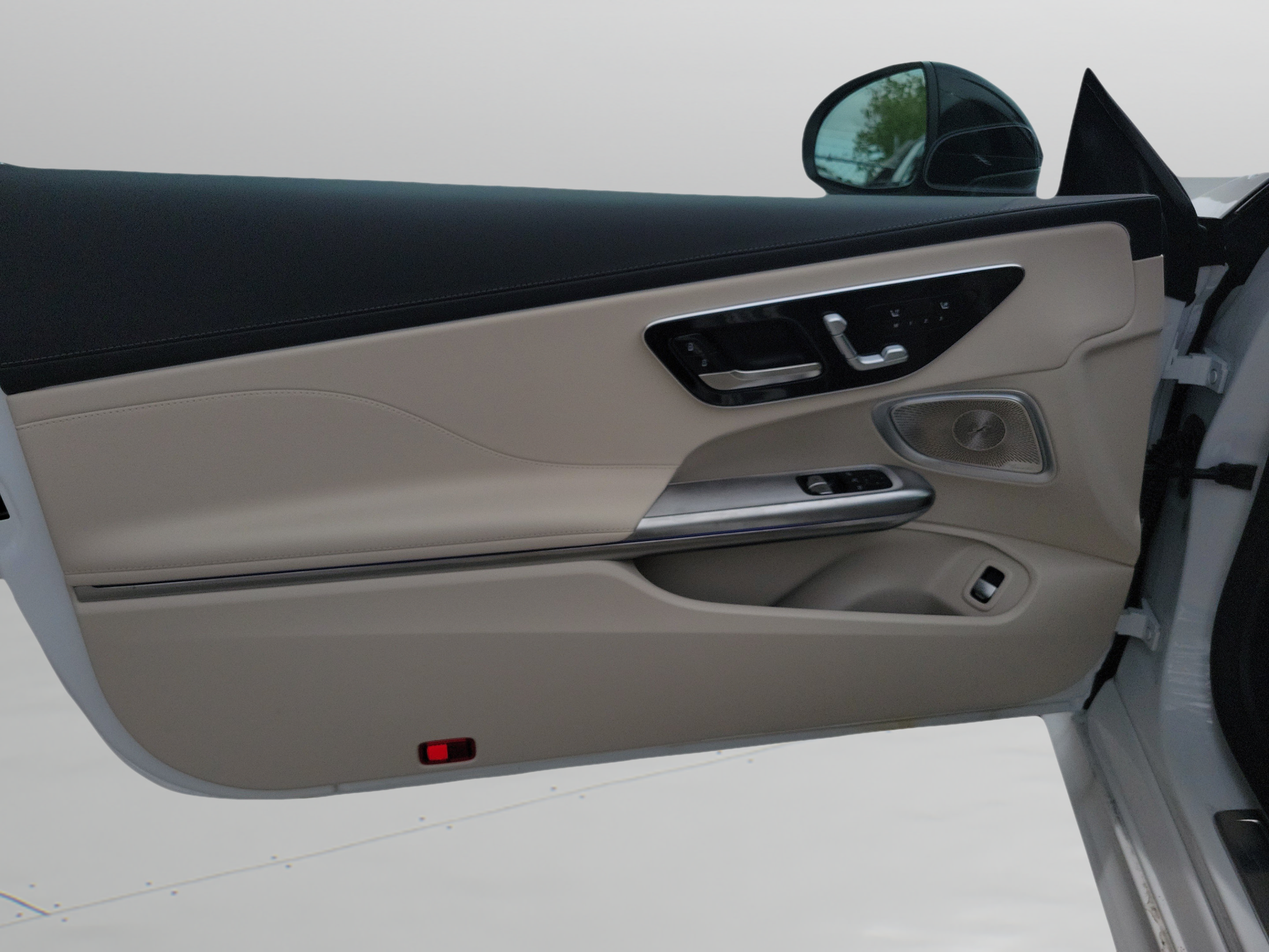 New 2026 Mercedes-Benz CLE 450 4MATIC Coupe image 7