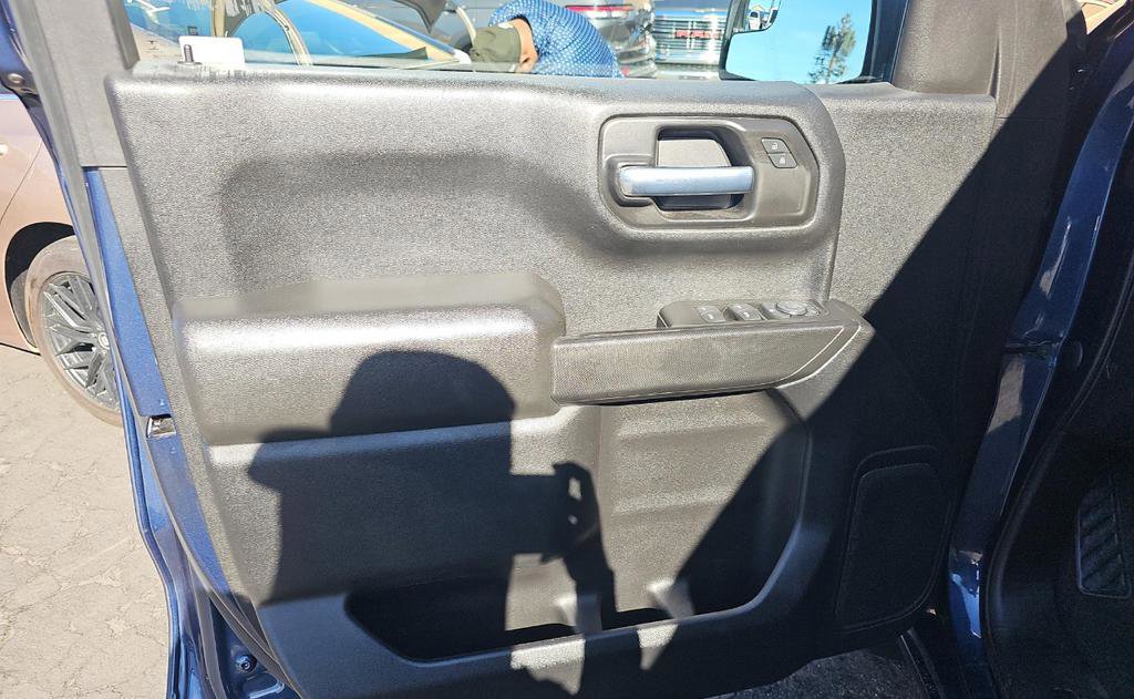 Used 2021 Chevrolet Silverado 1500 Custom image 26