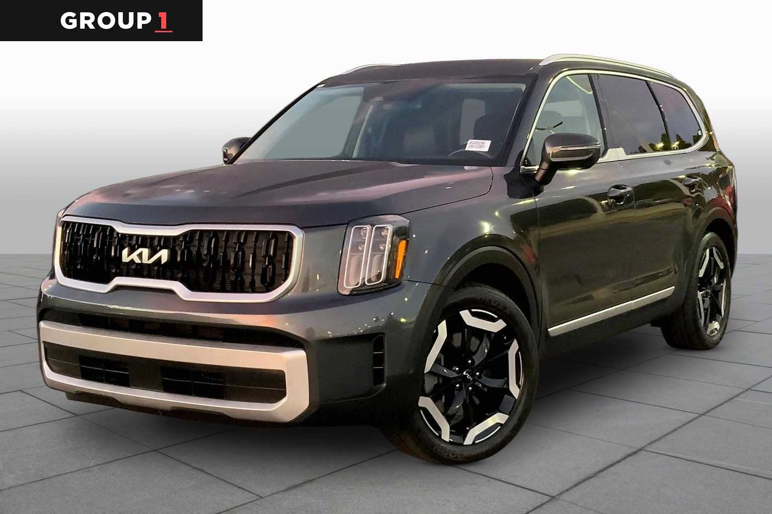 Used 2024 Kia Telluride EX w/ EX Captain's Chair Package